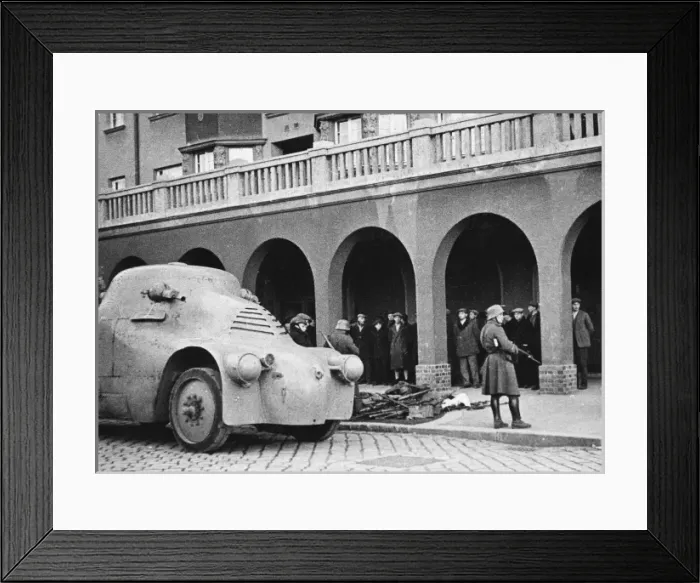 Framed Print : Armoured car - Anschluss Framed Print : Armoured car - Anschluss