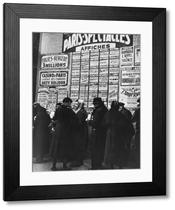 Framed Print : Paris posters WWII Framed Print : Paris posters WWII