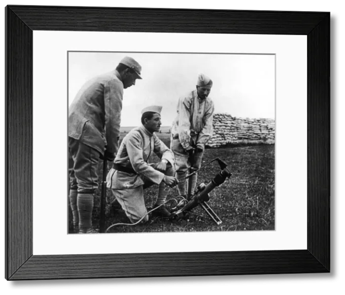 Framed Print : French artillery WWI Framed Print : French artillery WWI