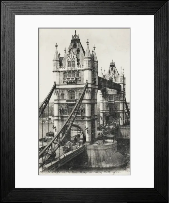 Framed Print : London - Tower Bridge Framed Print : London - Tower Bridge