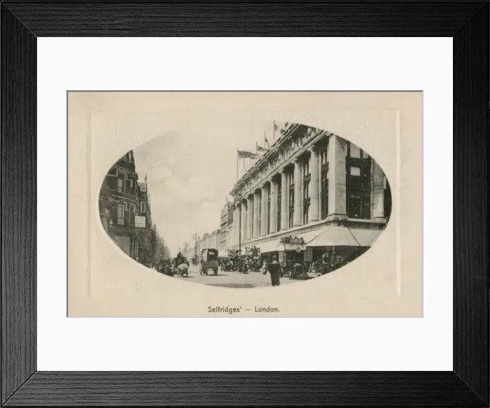 Framed Print : Selfridges Department Store - London Framed Print : Selfridges Department Store - London