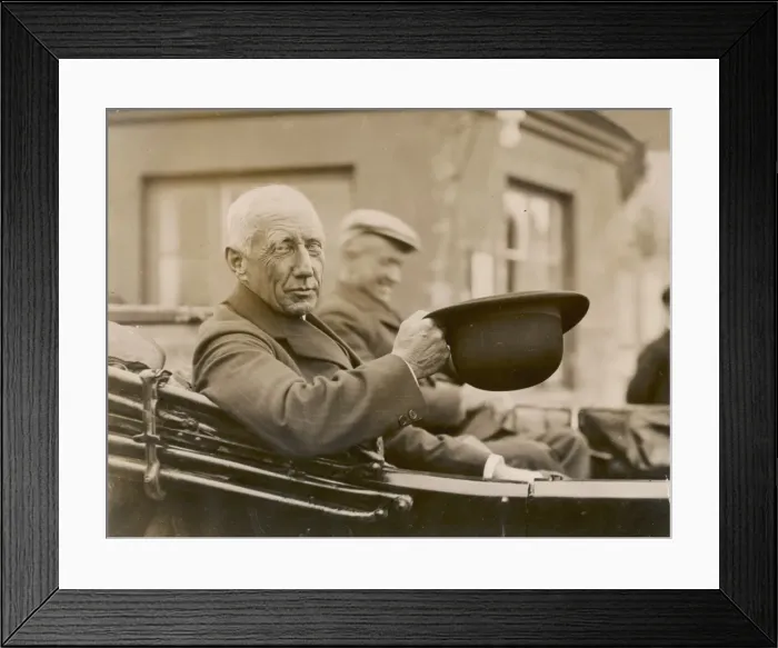 Framed Print : Roald Amundsen Framed Print : Roald Amundsen