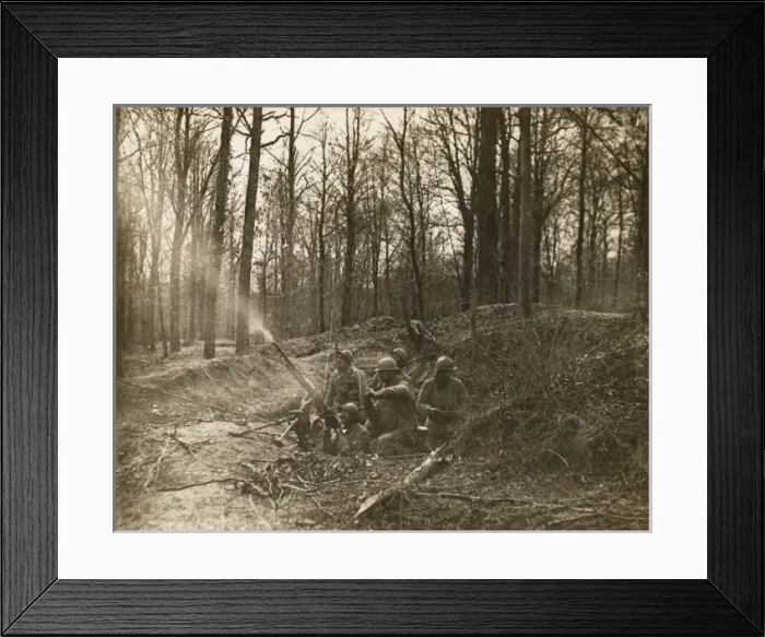 Framed Print : French machine gun WWI Framed Print : French machine gun WWI