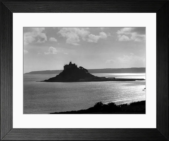 Framed Print : View of St Michaels Mount, Cornwall Framed Print : View of St Michaels Mount, Cornwall
