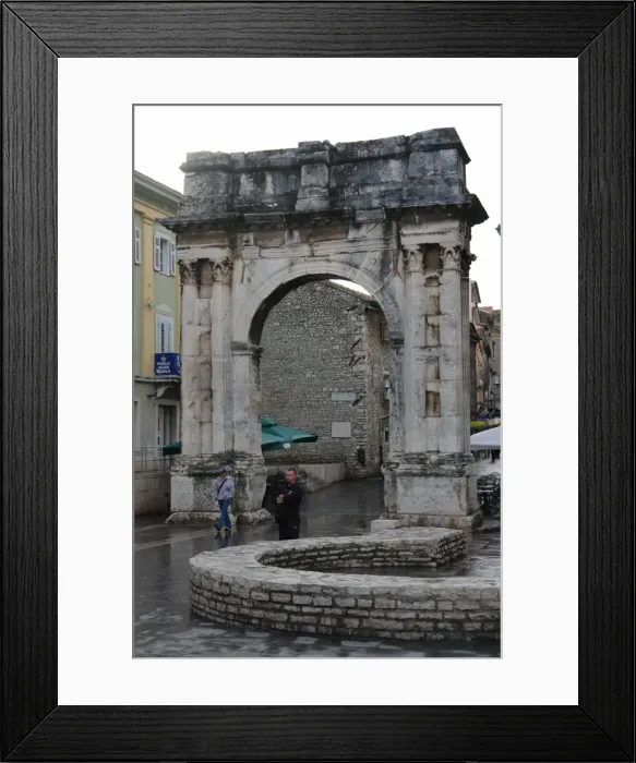 Framed Print : Triumphal arch of the Sergii, Pula, Croatia Framed Print : Triumphal arch of the Sergii, Pula, Croatia