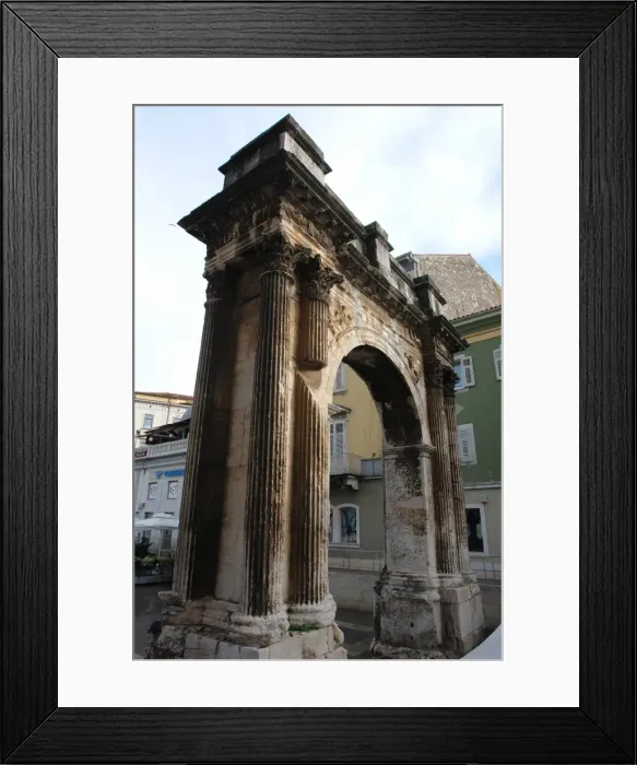 Framed Print : Triumphal arch of the Sergii, Pula, Croatia Framed Print : Triumphal arch of the Sergii, Pula, Croatia