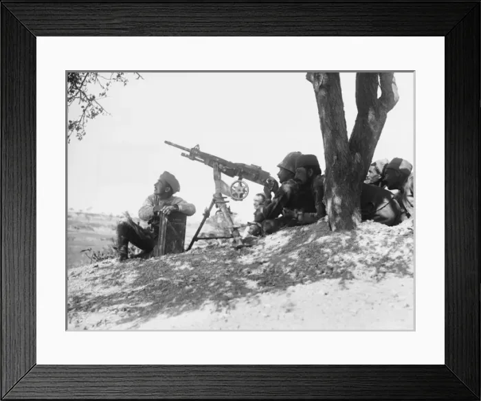 Framed Print : French machine gun WWI