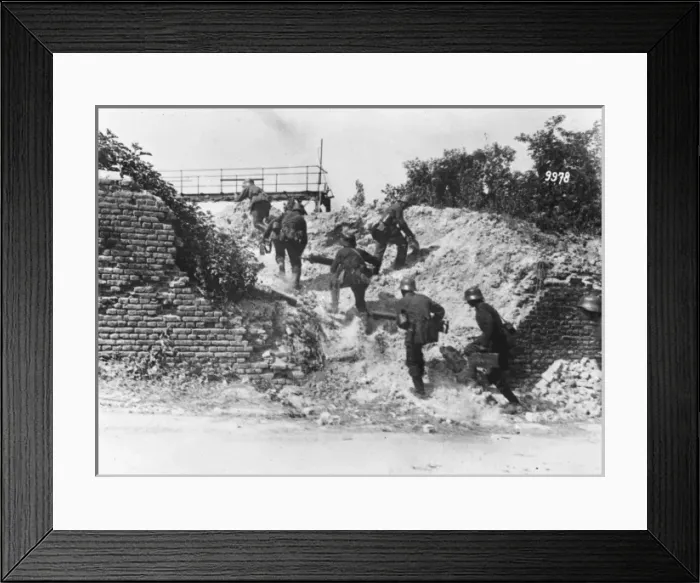 Framed Print : German machine guns WWI Framed Print : German machine guns WWI