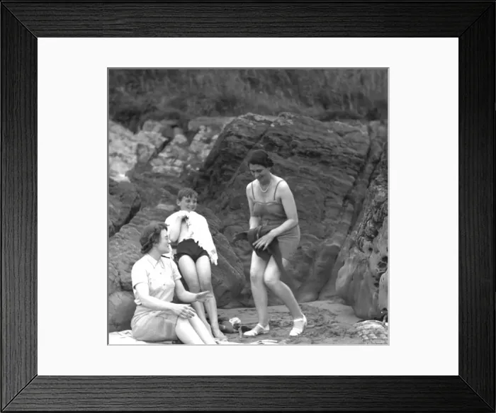 Framed Print : Family group of bathers in Devon Framed Print : Family group of bathers in Devon