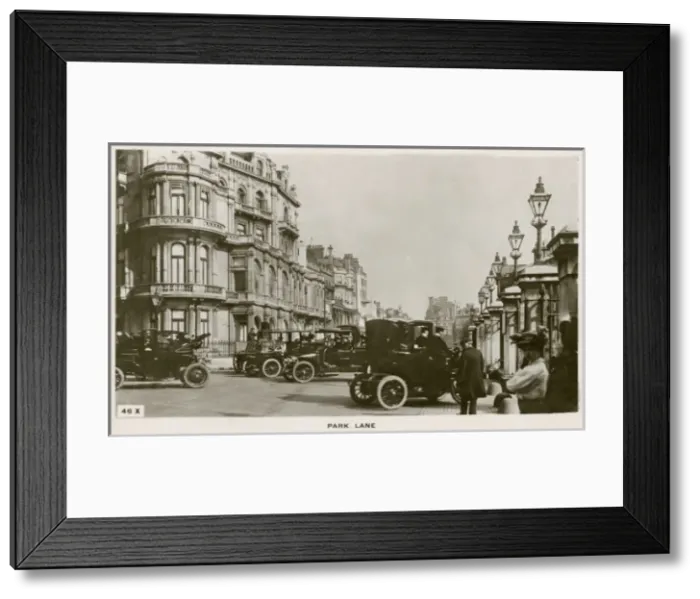 Framed Print : Park Lane - Brook Street Gate - London Framed Print : Park Lane - Brook Street Gate - London