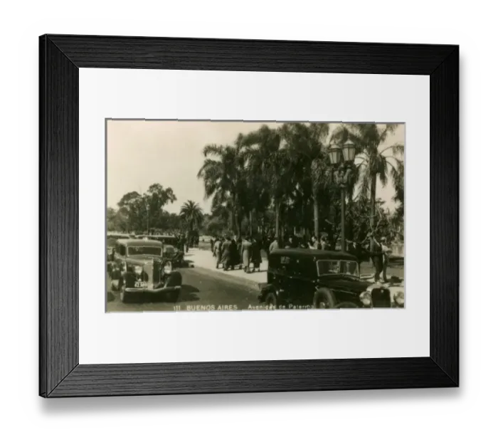 Framed Print : Argentina - Buenos Aires - Palermo Avenue Framed Print : Argentina - Buenos Aires - Palermo Avenue