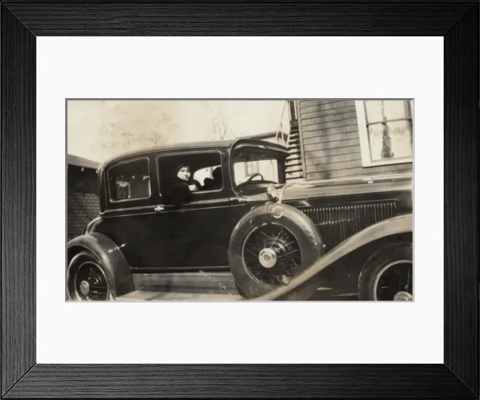 Framed Print : Vintage car