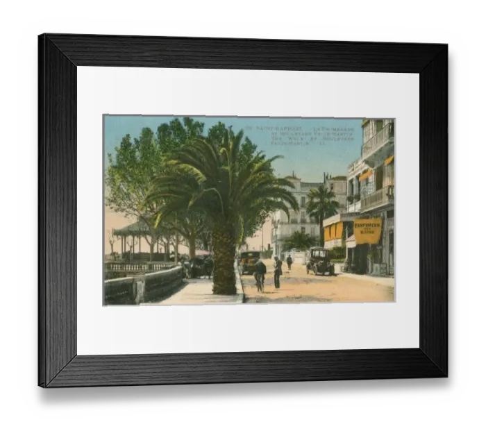 Framed Print : Saint-Raphael, France Framed Print : Saint-Raphael, France