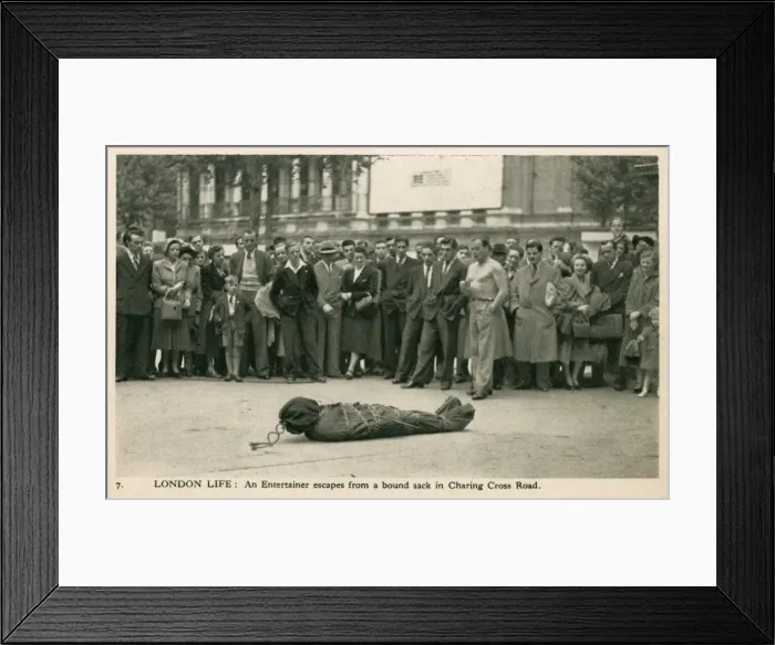 Framed Print : Escapologist - Charing Cross Road, London Framed Print : Escapologist - Charing Cross Road, London