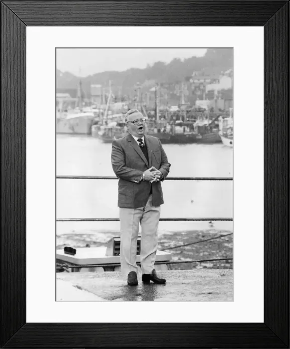 Framed Print : Harry Secombe Framed Print : Harry Secombe