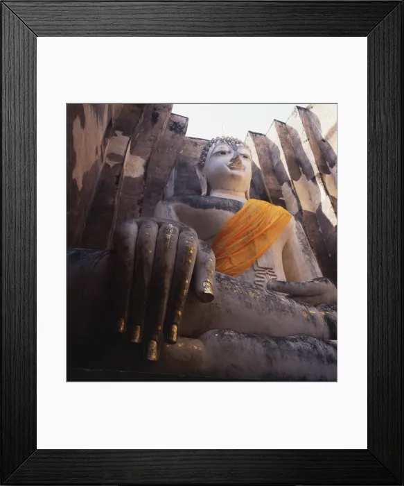 Framed Print : Seated Buddha in Wat Si Chum, Old Sukhothai, Thailand Framed Print : Seated Buddha in Wat Si Chum, Old Sukhothai, Thailand