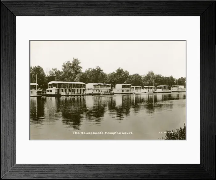 Framed Print : Houseboats at Hampton Court Framed Print : Houseboats at Hampton Court
