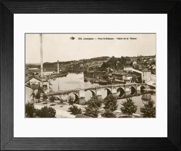 Framed Print : Limoges - Pont St Etienne - Vallee de la Vienne Framed Print : Limoges - Pont St Etienne - Vallee de la Vienne