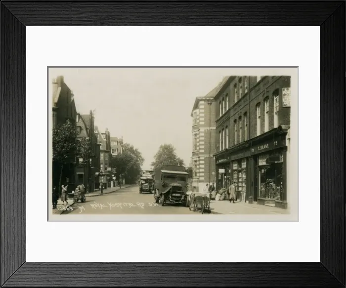 Framed Print : Royal Hospital Road in Chelsea Framed Print : Royal Hospital Road in Chelsea