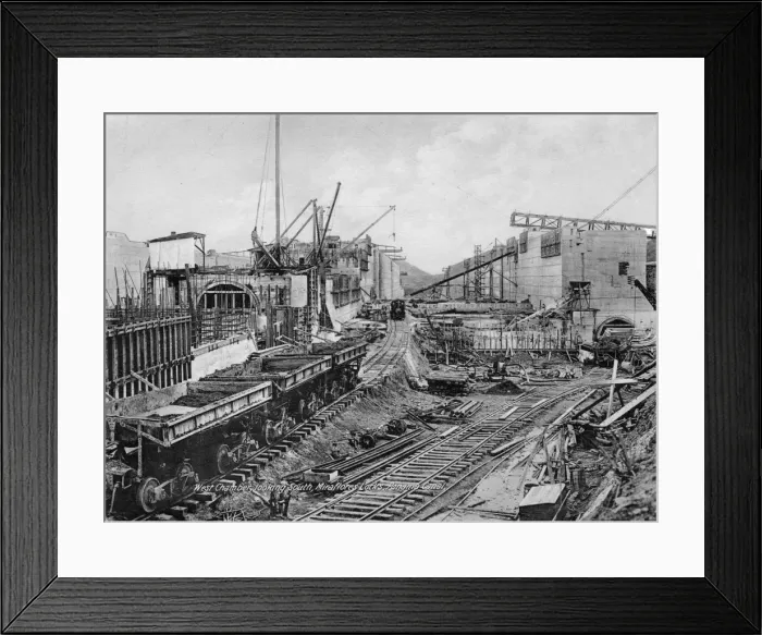 Framed Print : West Chamber, looking South Framed Print : West Chamber, looking South
