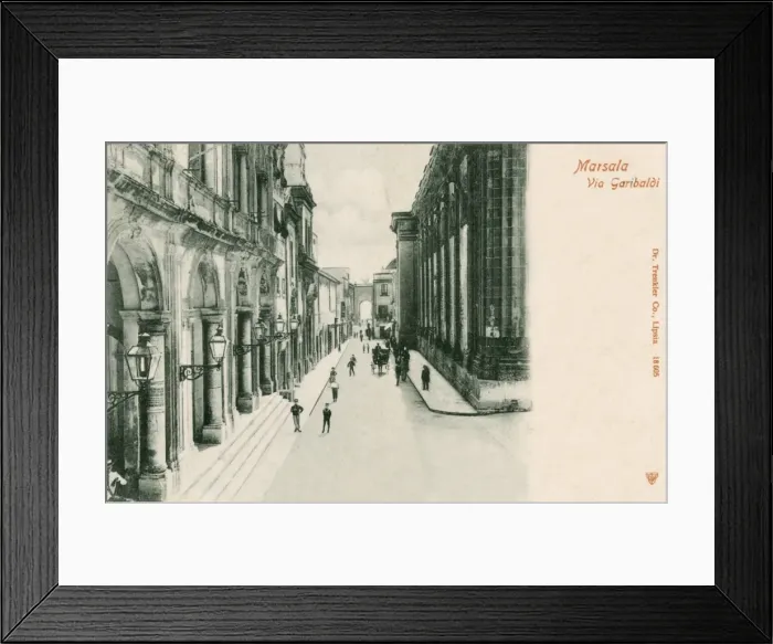 Framed Print : Italy - Marsala, Sicily - Via Garbaldi Framed Print : Italy - Marsala, Sicily - Via Garbaldi