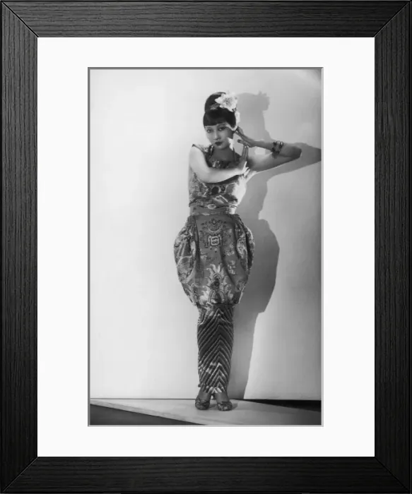 Framed Print : Anna May Wong Framed Print : Anna May Wong