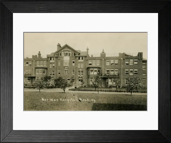 Framed Print : Union Workhouse, Reading, Berkshire Framed Print : Union Workhouse, Reading, Berkshire