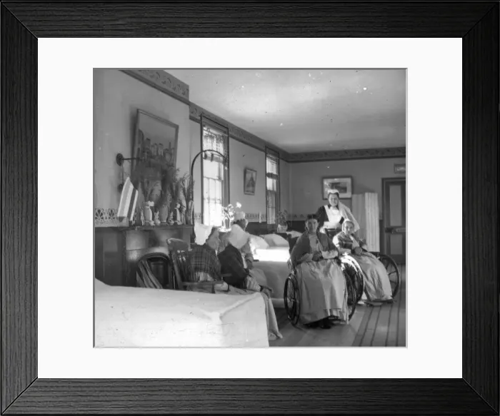 Framed Print : Union Workhouse, Tonbridge, Kent, Womens Ward Framed Print : Union Workhouse, Tonbridge, Kent, Womens Ward