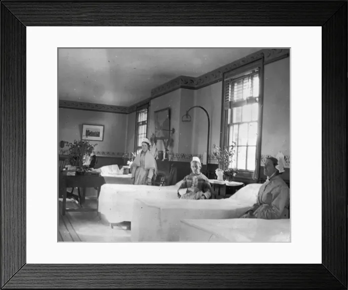 Framed Print : Union Workhouse, Tonbridge, Kent, Womens Ward Framed Print : Union Workhouse, Tonbridge, Kent, Womens Ward