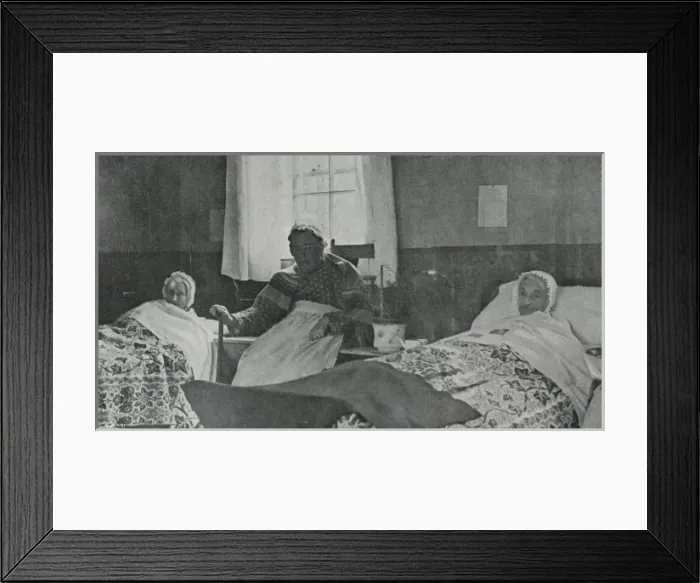 Framed Print : Inmates of Union Workhouse, Shipston on Stour, Worcs Framed Print : Inmates of Union Workhouse, Shipston on Stour, Worcs