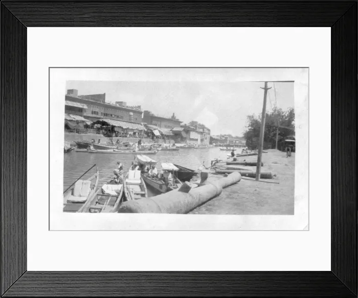 Framed Print : Gondolas at canal side, Basra, Iraq Framed Print : Gondolas at canal side, Basra, Iraq