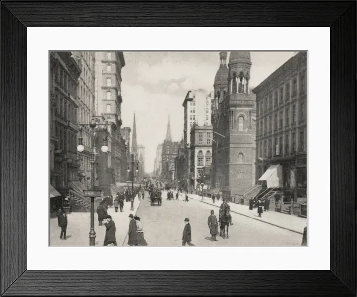 Framed Print : Fifth Avenue, New York Framed Print : Fifth Avenue, New York