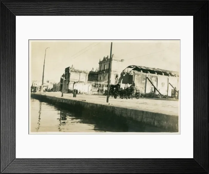 Framed Print : Izmir, Turkey - Results of bombardment in 1915 (3 / 9) Framed Print : Izmir, Turkey - Results of bombardment in 1915 (3 / 9)