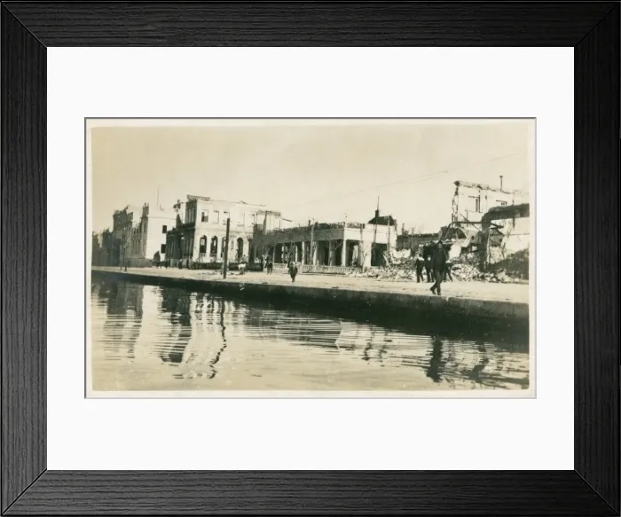 Framed Print : Izmir, Turkey - Results of bombardment in 1915 (7 / 9) Framed Print : Izmir, Turkey - Results of bombardment in 1915 (7 / 9)