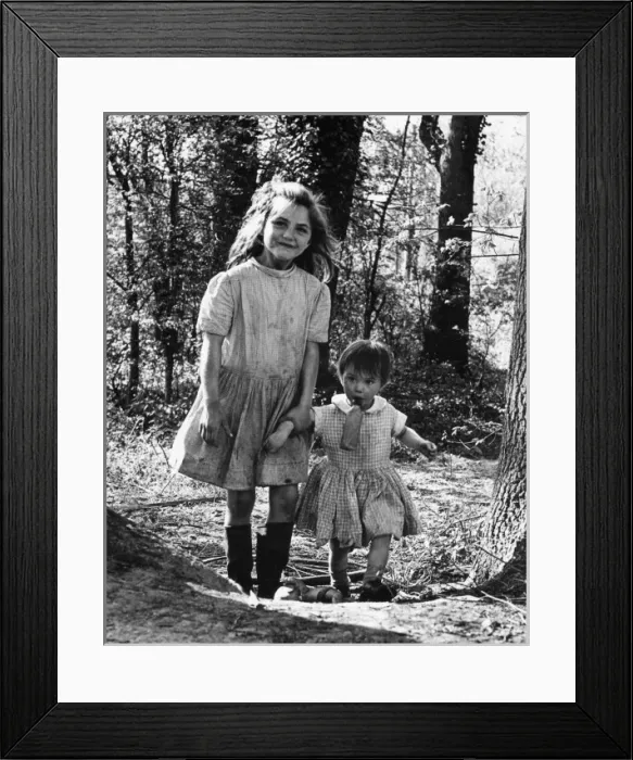 Framed Print : Two gipsy girls in a wood in Surrey Framed Print : Two gipsy girls in a wood in Surrey