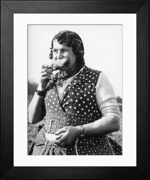 Framed Print : Old gipsy woman eating cabbage Framed Print : Old gipsy woman eating cabbage