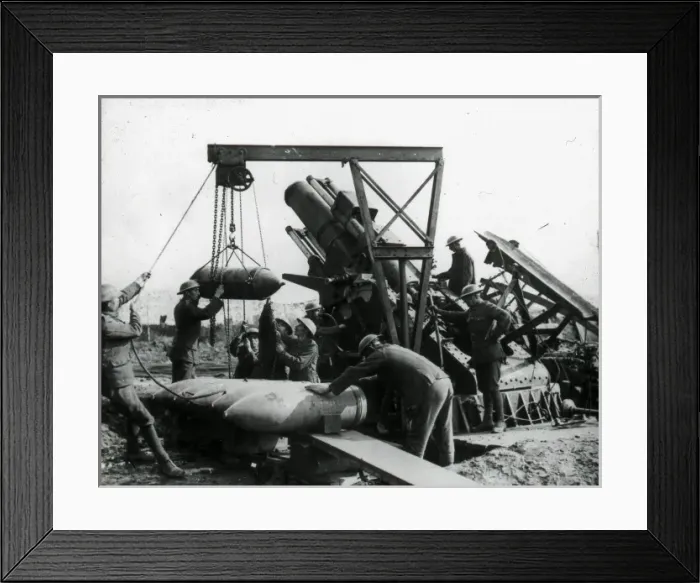 Framed Print : Loading a large field gun Framed Print : Loading a large field gun