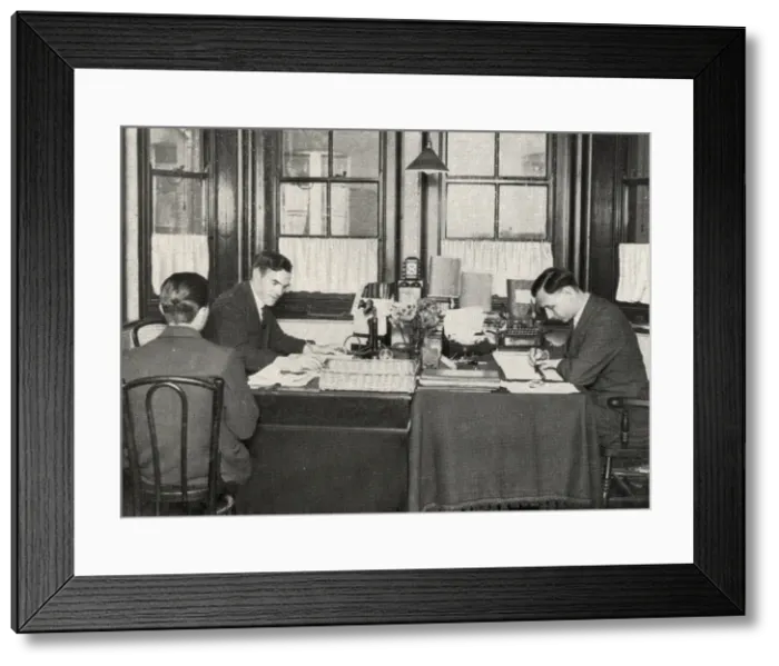 Framed Print : London County Council welfare staff Framed Print : London County Council welfare staff
