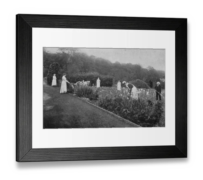 Framed Print : Gardening, Inebriates Reformatory, Chesterfield, Derbyshire