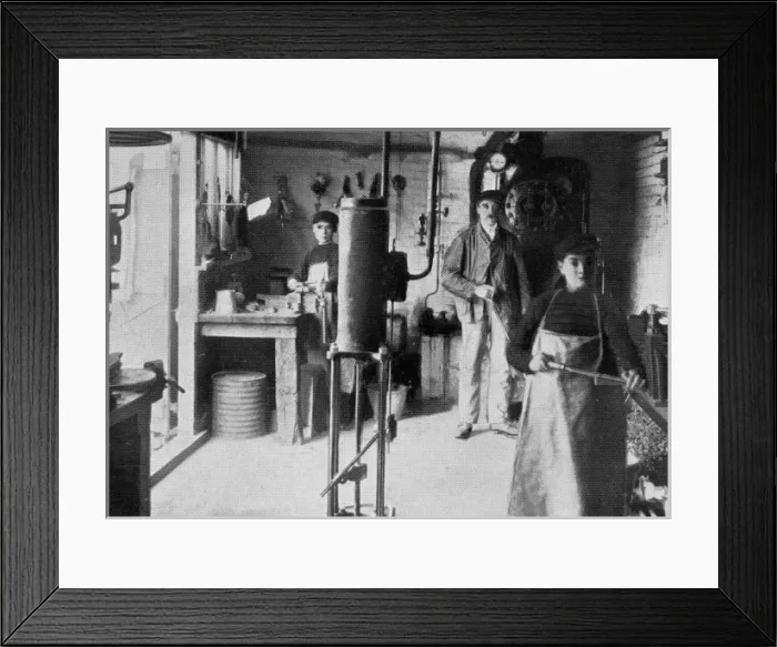Framed Print : Engineers shop, NIPRCC East Harling, Norfolk Framed Print : Engineers shop, NIPRCC East Harling, Norfolk