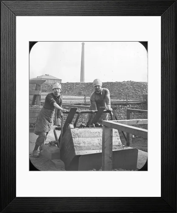 Framed Print : Two women emptying a coal truck Framed Print : Two women emptying a coal truck
