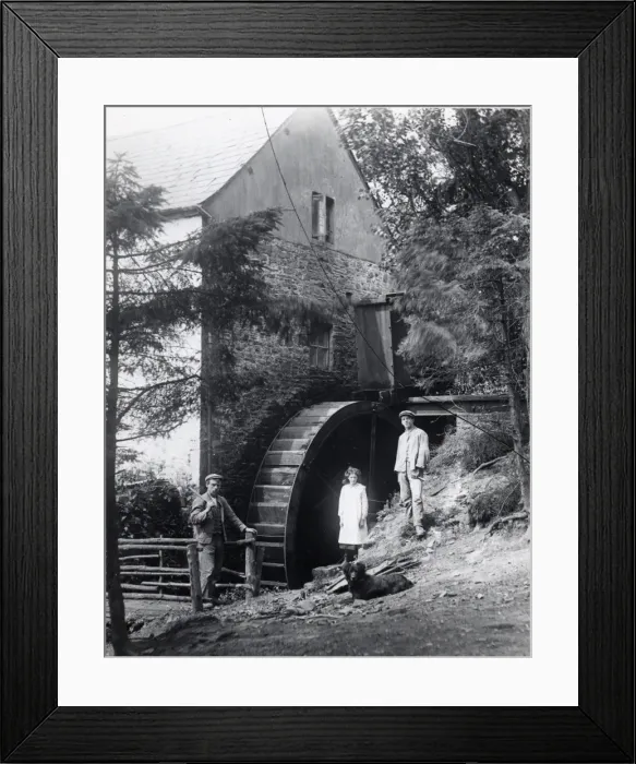 Framed Print : Miller and family, near Haverfordwest, South Wales Framed Print : Miller and family, near Haverfordwest, South Wales