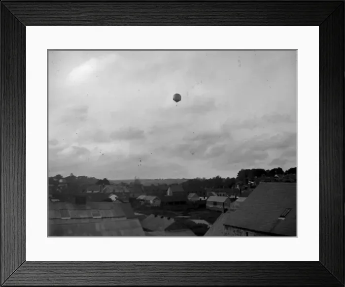 Framed Print : Balloon over Prendergast, Haverfordwest, South Wales Framed Print : Balloon over Prendergast, Haverfordwest, South Wales