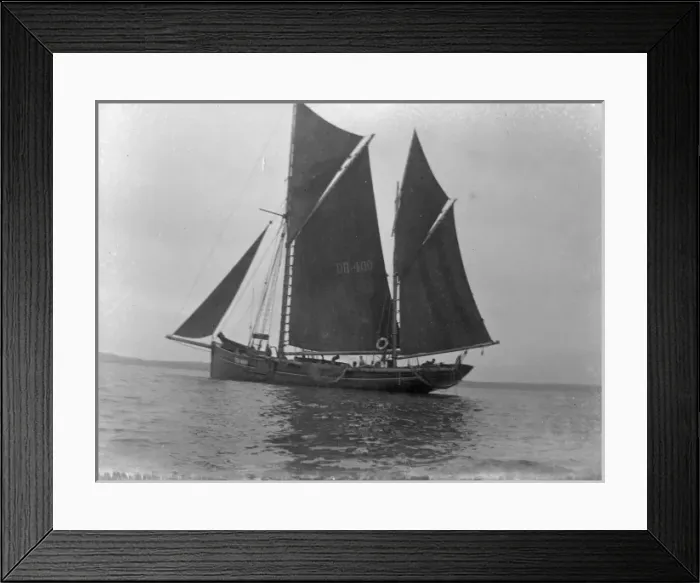 Framed Print : Coastal trader off Newport, South Wales Framed Print : Coastal trader off Newport, South Wales
