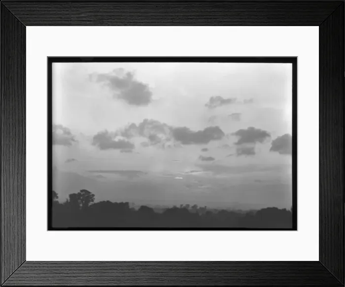 Framed Print : Typical English countryside Framed Print : Typical English countryside