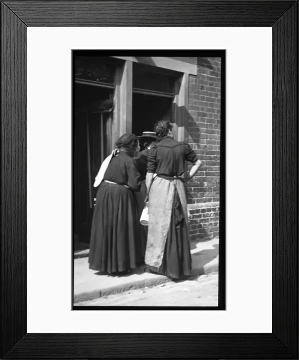 Framed Print : Three women on a London street Framed Print : Three women on a London street