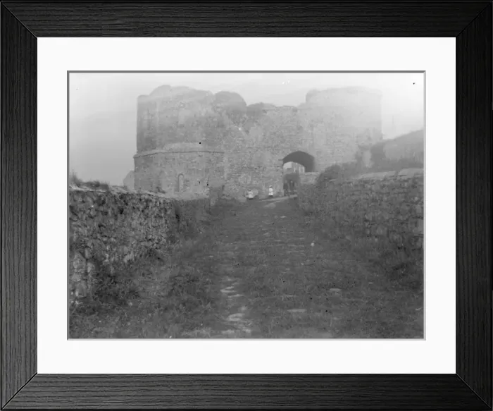 Framed Print : St Davids Tower Gate, Pembrokeshire, South Wales Framed Print : St Davids Tower Gate, Pembrokeshire, South Wales