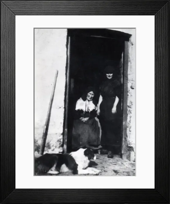 Framed Print : Colliers wife and daughter, Hook, South Wales