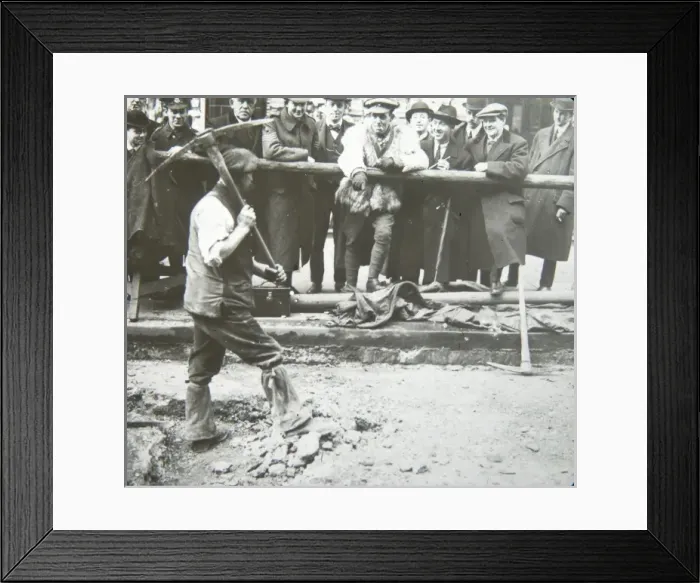 Framed Print : Road repairs during World War Two Framed Print : Road repairs during World War Two