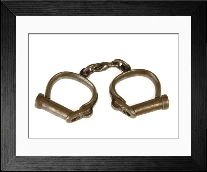 Framed Print : Metropolitan Police handcuffs Framed Print : Metropolitan Police handcuffs